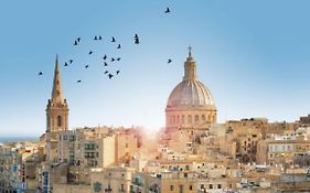 Most Central Apartment Valletta, Renaissance Building